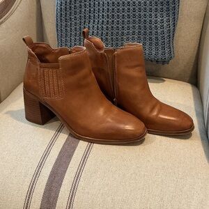 Lucky Brand Tan Leather Ankle Booties